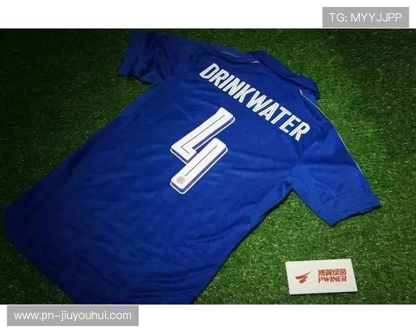 《足球周刊精选球星自传推荐：探索传奇人生与绿茵背后的故事》